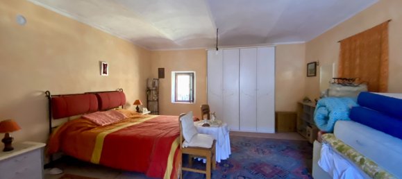 Casa de 2 habitaciónes en Diano d'Alba, Italy No. 88491 16