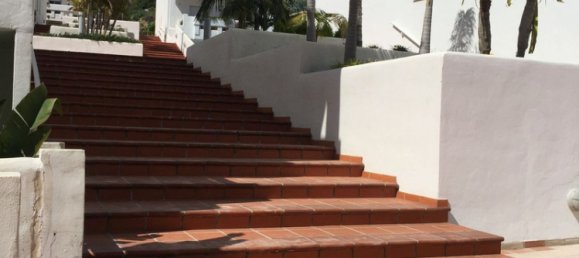 4 chambres Duplex à Estepona, Spain No. 55650 2