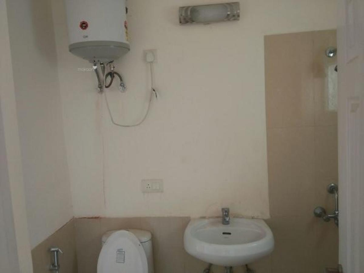 3 bedrooms House in Gurgaon, India No. 42824