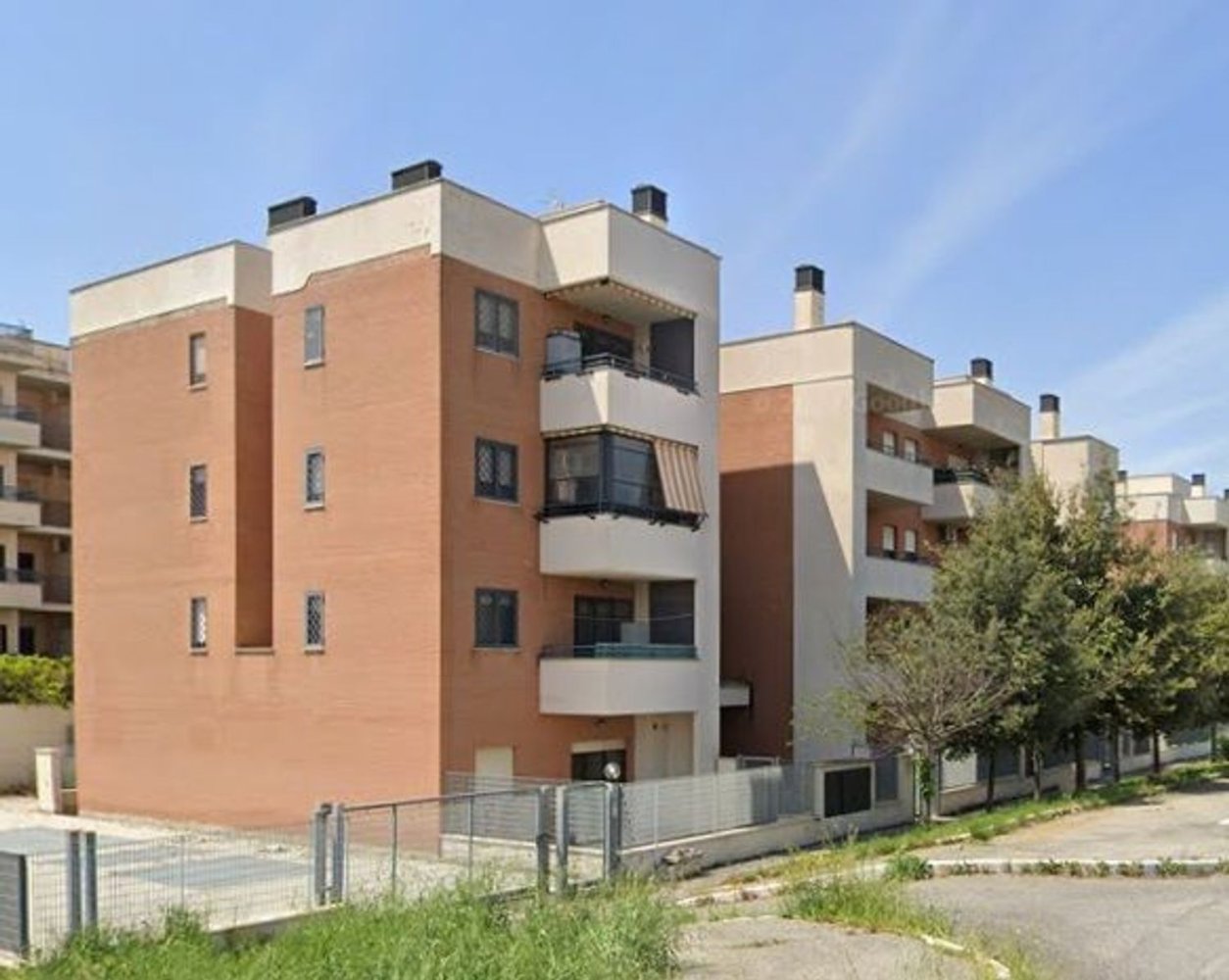 2 bedrooms Apartment in Rome, Italy No. 77459