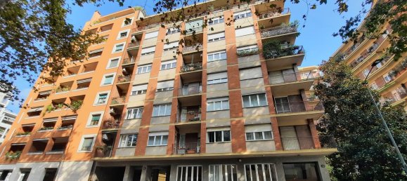 2-Zimmer Wohnung in Milan, Italy, Nr. 247531 2