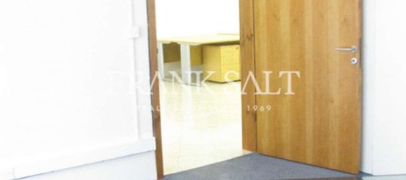 73m² Office in Saint Julian's, Malta No. 12808 14