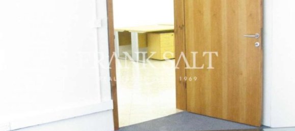 73m² Office in Saint Julian's, Malta No. 12808 7