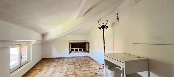 5 bedrooms Apartment in Modena, Italy No. 377036 14