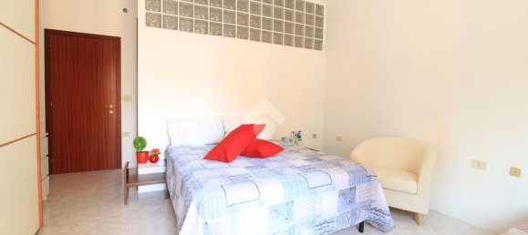 3 bedrooms Apartment in Verona, Italy No. 313083 18