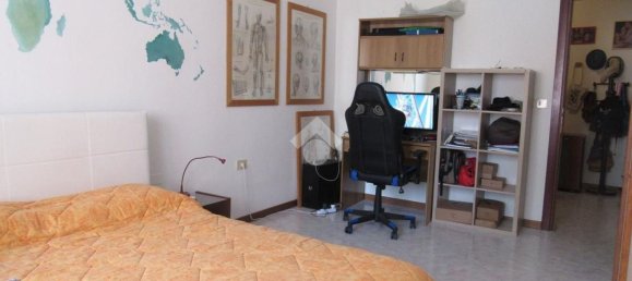 3 bedrooms Apartment in Verona, Italy No. 313083 16