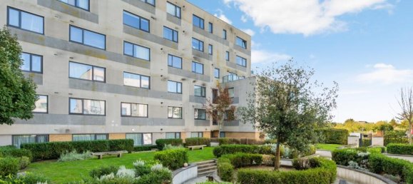 3 bedrooms Apartment in Surrey, United Kingdom No. 8585 3