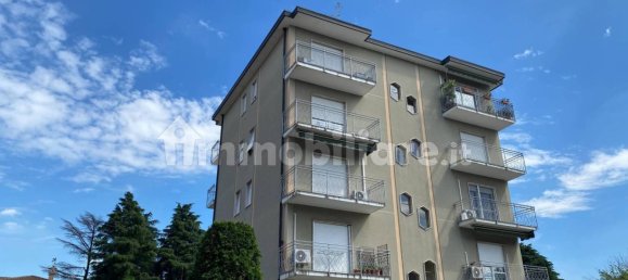 Apartamento de 2 dormitorios en Castellanza, Italy No. 338706 34