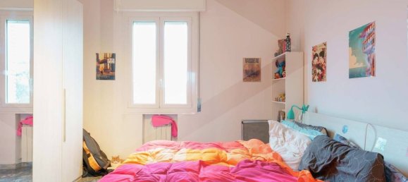 2 bedrooms Apartment in Bologna, Italy No. 20704 5