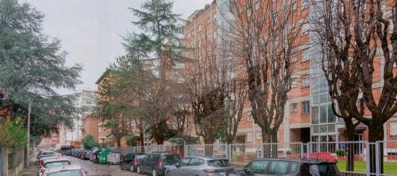 2 bedrooms Apartment in Bologna, Italy No. 20704 20