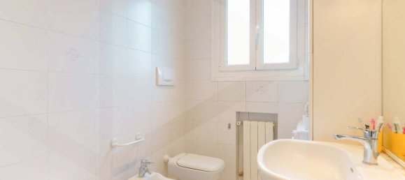 2 bedrooms Apartment in Bologna, Italy No. 20704 9