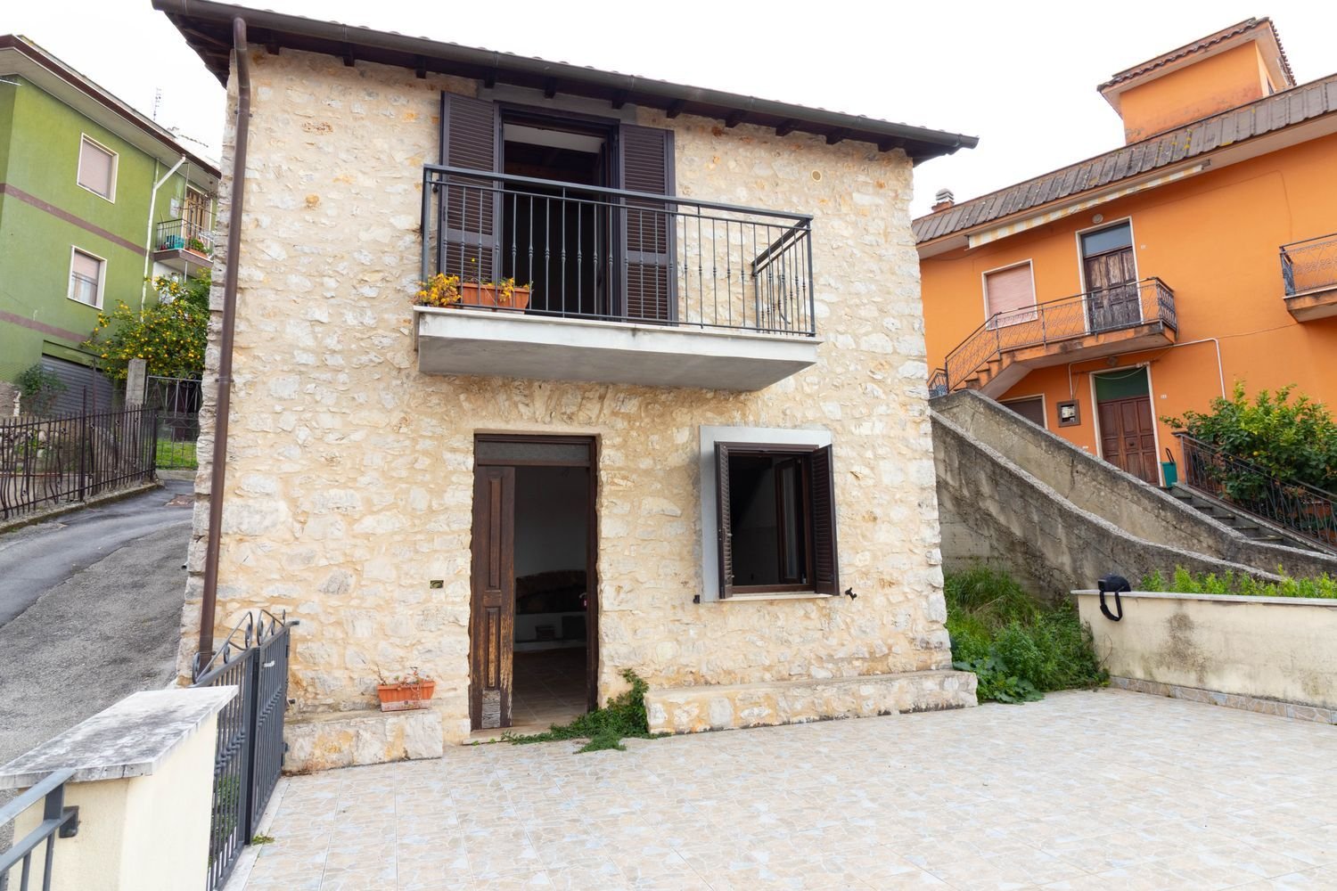 2 Schlafzimmer Haus in Maenza, Italy, Nr. 331849