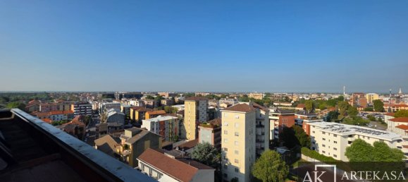 3 غرف نوم بانتهاوس في Novara, Italy رقم 363290 10