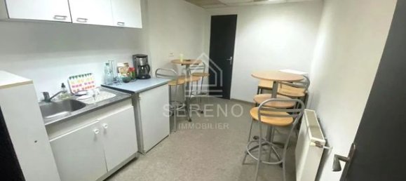 Gewerbliche Immobilie in Montreuil, France 557m², Nr. 354709 7