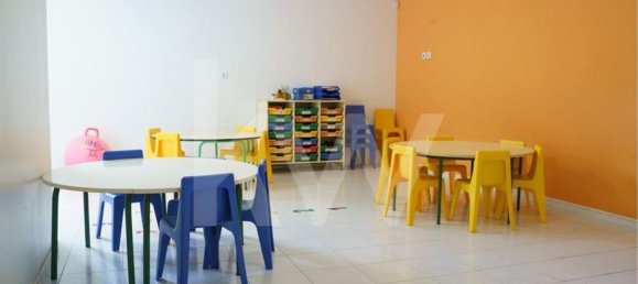 217m² Commercial property in Sintra, Portugal No. 91375 12