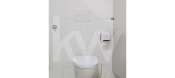 217m² Commercial property in Sintra, Portugal No. 91375 16