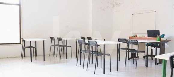 217m² Commercial property in Sintra, Portugal No. 91375 10