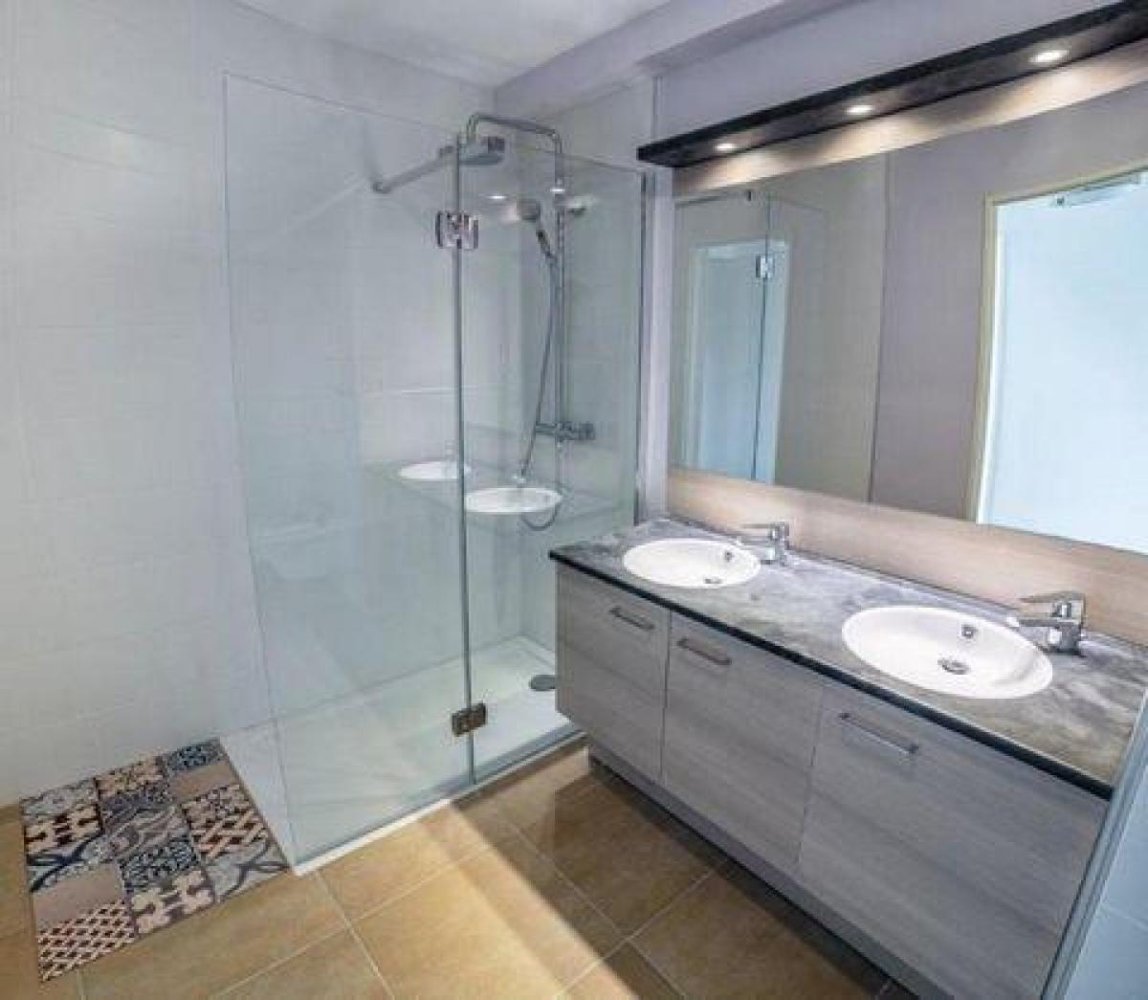 3 bedrooms Condo in Fouesnant, France No. 10727