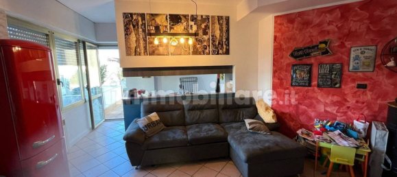 Квартира с 2 спальнями в Сереньо, Италия № 340481 6