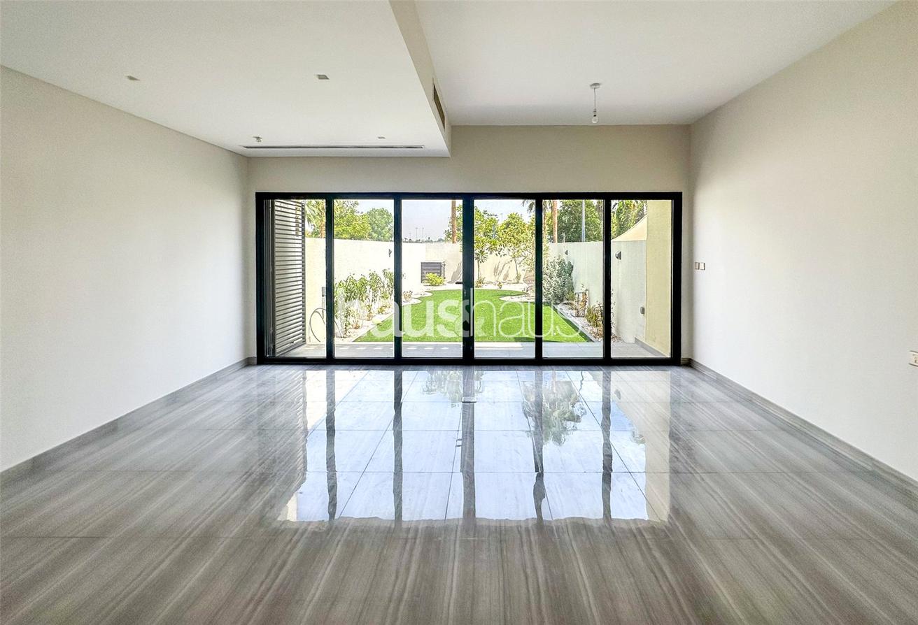 Moradia em banda T4 em DAMAC Hills (Akoya by DAMAC), UAE N.º 99811