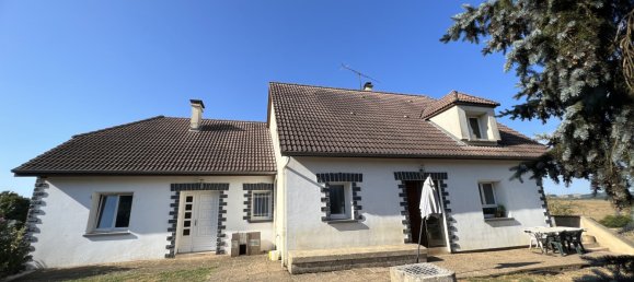 5 bedrooms House in Choiseul, France No. 261713 2