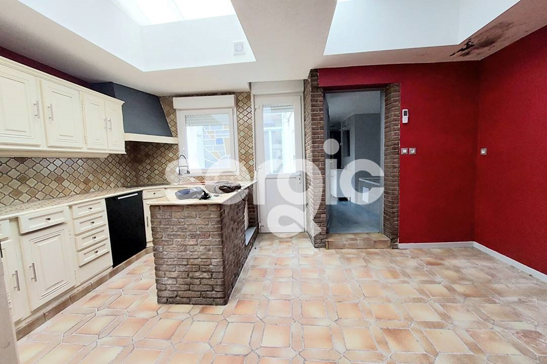 4 Schlafzimmer Stadthaus in Lillers, France, Nr. 82243