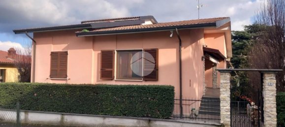 Вилла с 4 комнатами в Санта Мария делла Верза, Италия № 172159 2