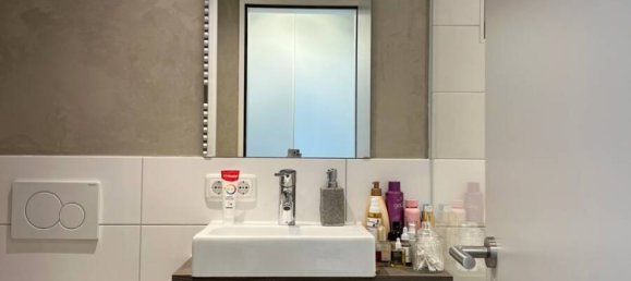 Studio in Munich, Germany No. 274354 9