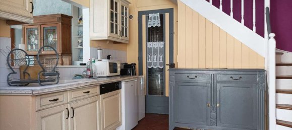 4 Schlafzimmer Haus in Ault, France, Nr. 104225 8