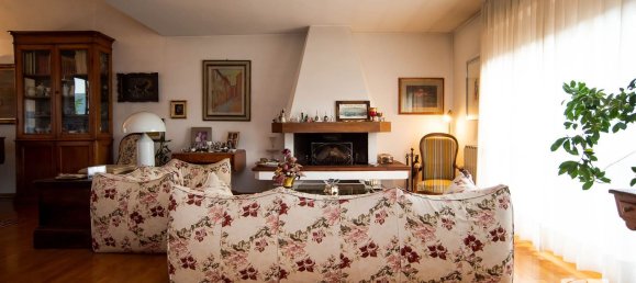 6-Zimmer Penthouse in Pistoia, Italy, Nr. 286638 5