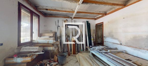 2 Schlafzimmer Villa in Forlì, Italy, Nr. 265476 8