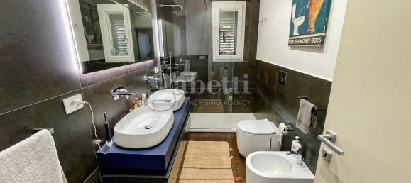 Apartamento de 3 habitaciónes en Grosseto, Italy No. 279966 11