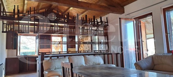 3 bedrooms Villa in Oristano, Italy No. 143493 2