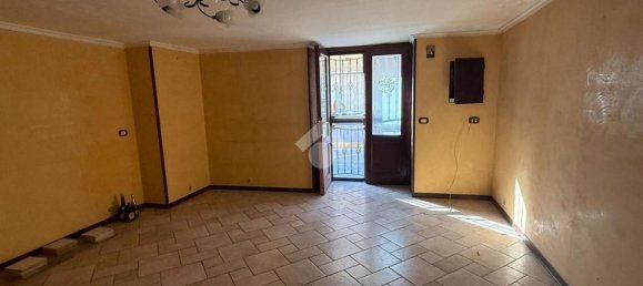 3-salle Appartement à Acerra, Italy No. 286728 8