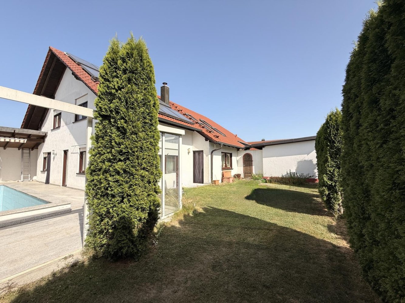 Таунхаус с 5 спальнями в Neu-Ulm, Германия № 320806