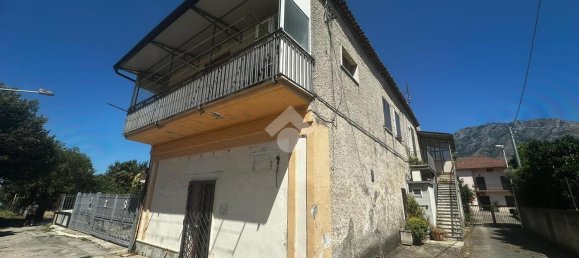 3 rooms House in Montesarchio, Italy No. 133464 9
