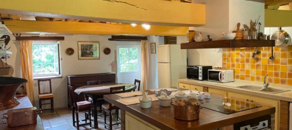 4 bedrooms House in Blet, France No. 256883 2