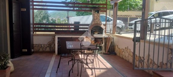 3 bedrooms Apartment in Zumpano, Italy No. 358675 3