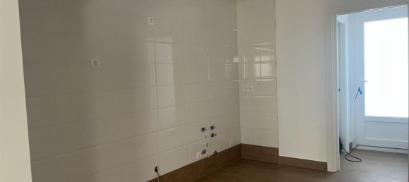 4 bedrooms Townhouse in Chartered Community of Navarre, Spain No. 158340 7