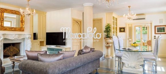 6 bedrooms Villa in Forte dei Marmi, Italy No. 190537 13