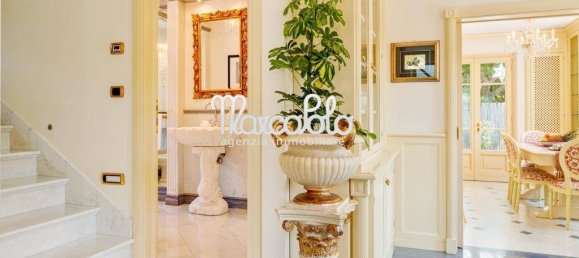 6 bedrooms Villa in Forte dei Marmi, Italy No. 190537 9