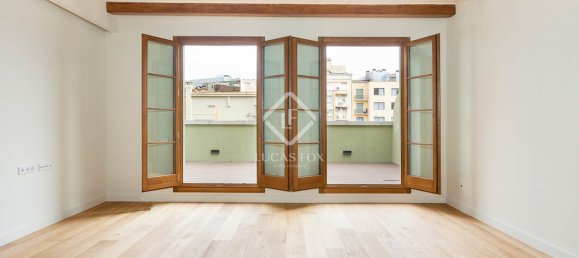 2 Schlafzimmer Penthouse in Eixample, Spain, Nr. 127785 6