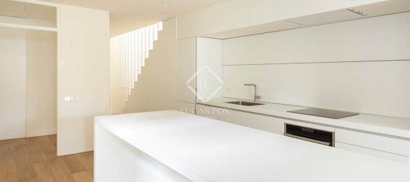 2 Schlafzimmer Penthouse in Eixample, Spain, Nr. 127785 12