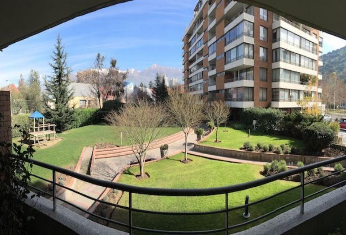 Apartamento de 3 dormitorios en Santiago, Chile No. 5742