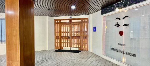 3 bedrooms Apartment in Marbella, Spain No. 261154 42