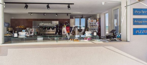 Gewerbliche Immobilie in Trani, Italy 6859m², Nr. 339907 17