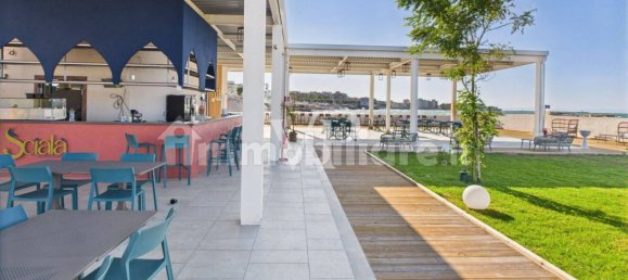 Gewerbliche Immobilie in Trani, Italy 6859m², Nr. 339907 7