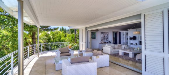 5 chambres Villa à El Madronal, Spain No. 22957 8