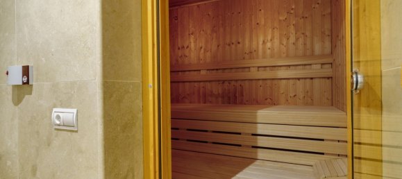 5 chambres Villa à El Madronal, Spain No. 22957 41