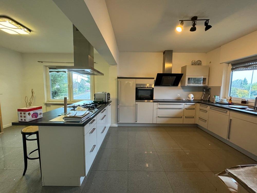 Бунгало с 3 спальнями в Ландау ин дер Пфальц, Германия № 39029